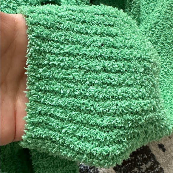 Zara Vibrant Green Turtleneck Sweater - Picture 6 of 6